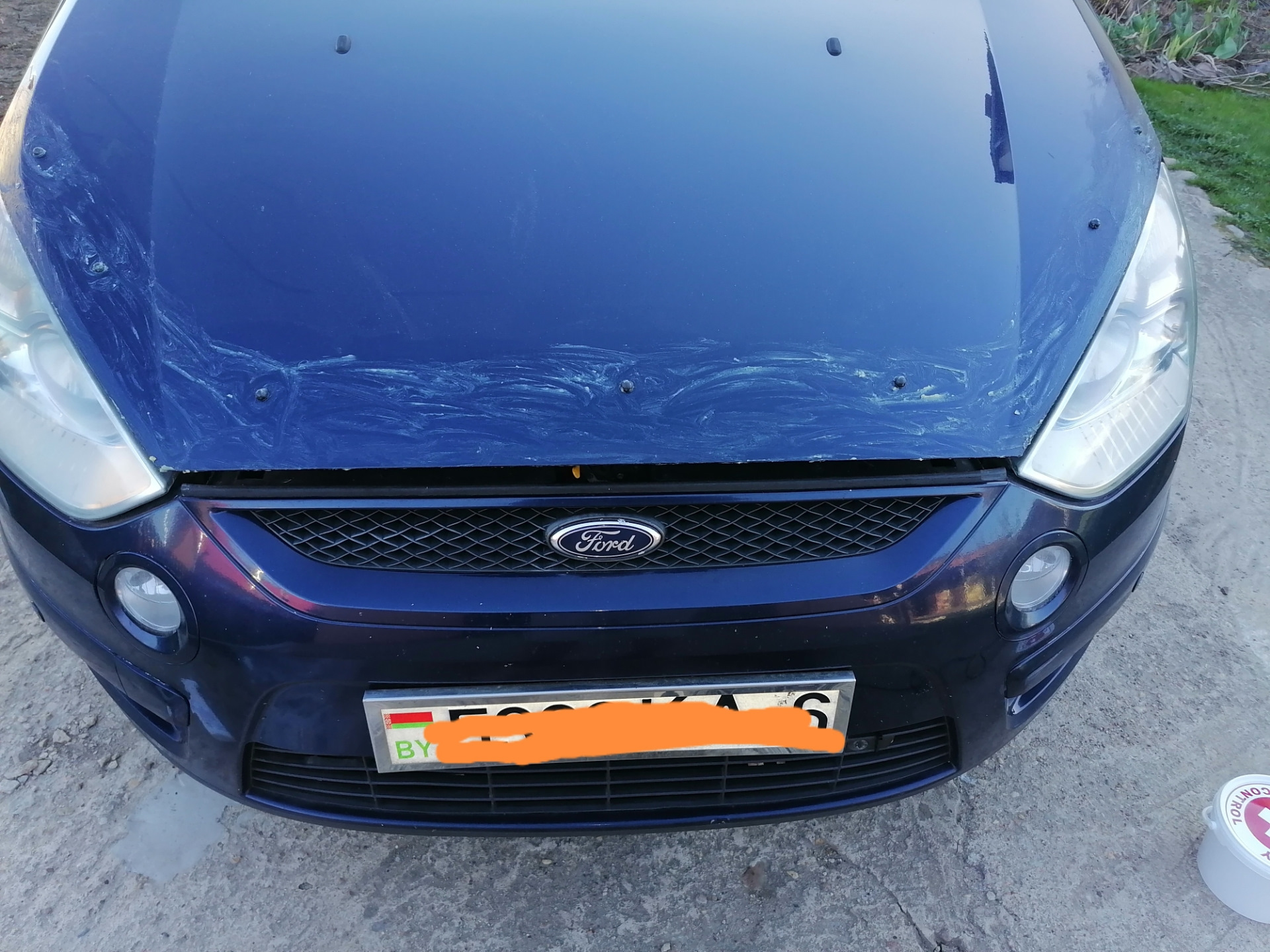Установка дефлектора капота — Ford S-Max (1G), 1,8 л, 2009 года ...