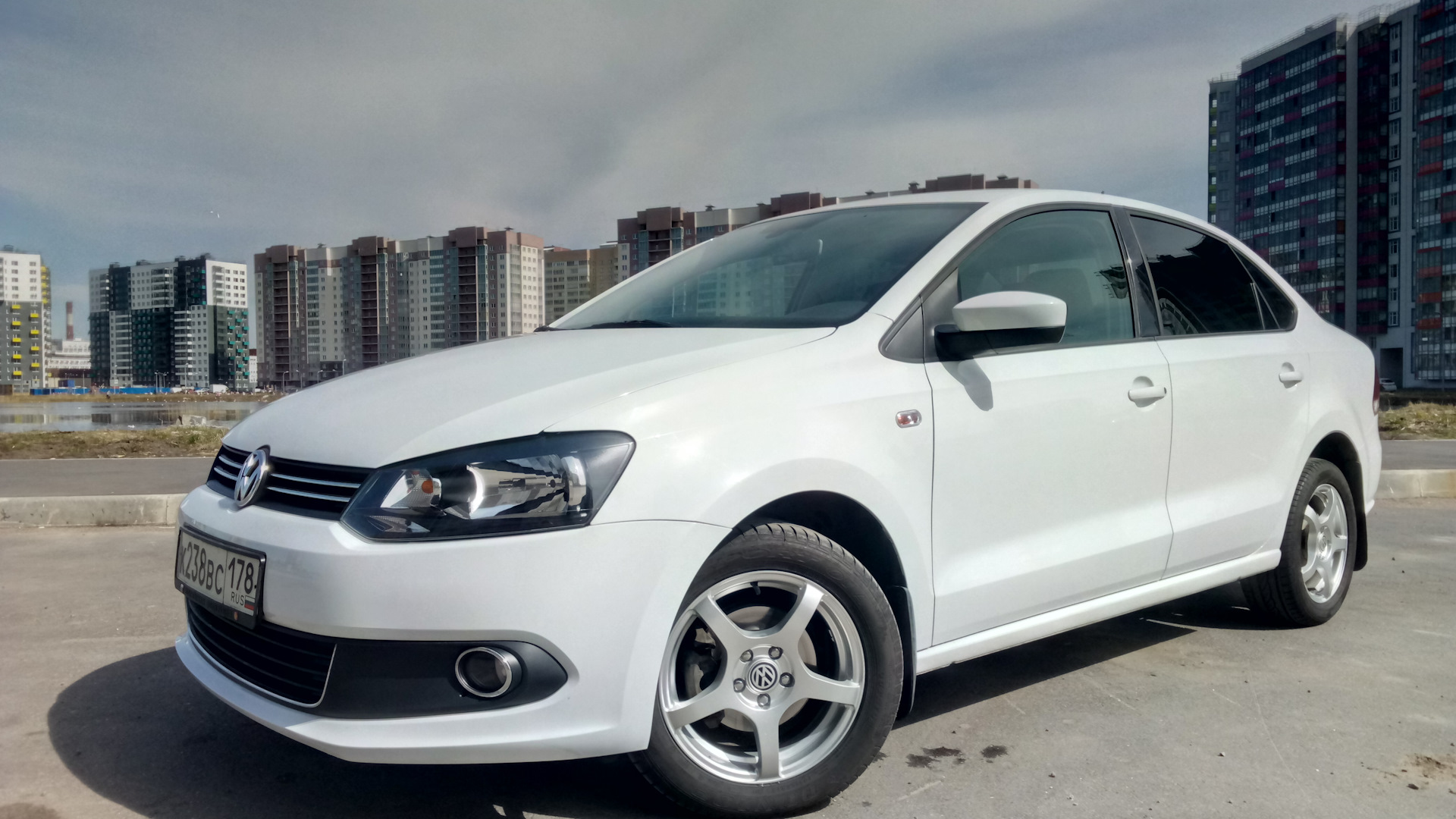 Volkswagen Polo sedan 2015 drive2