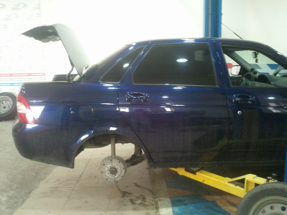 Уложили лялю)) — Lada Приора седан, 1,6 л, 2012 года | тюнинг | DRIVE2