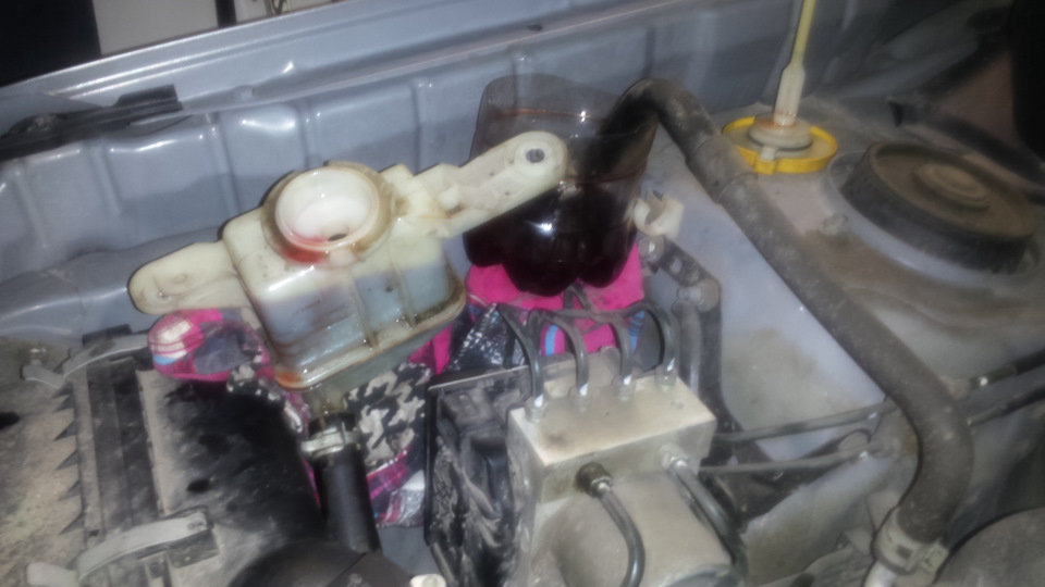 Поменял масло в гидраче. — Subaru Forester (SH), 2,5 л., 2008 года ...