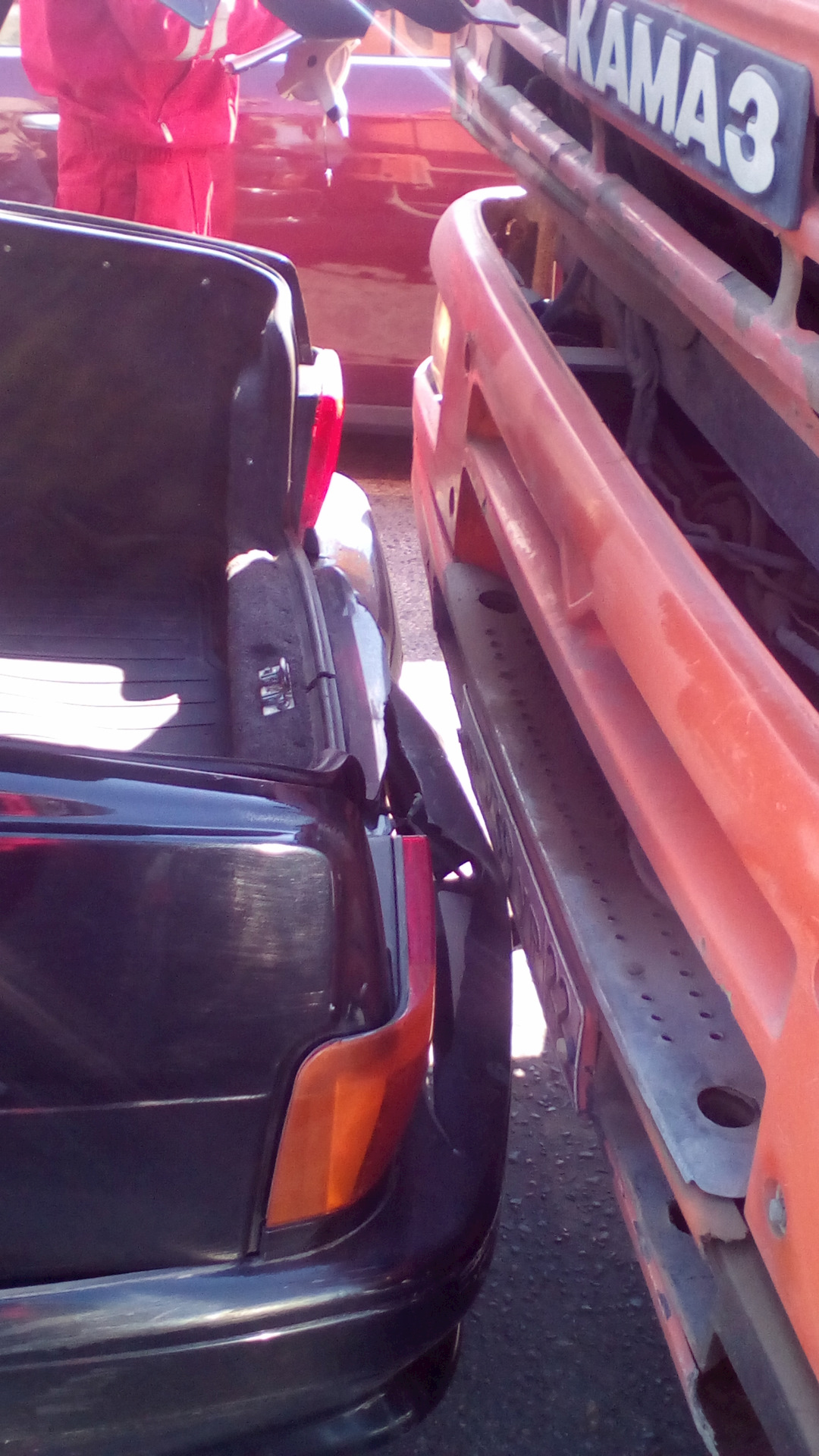 Нежданчик от камаза — Lada 2115, 1,6 л, 2010 года | ДТП | DRIVE2