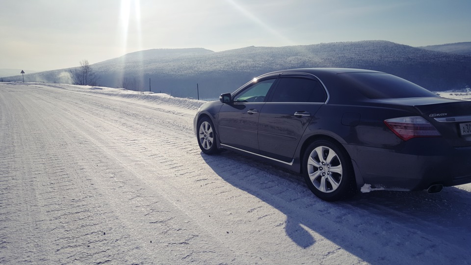 Honda Legend 2010