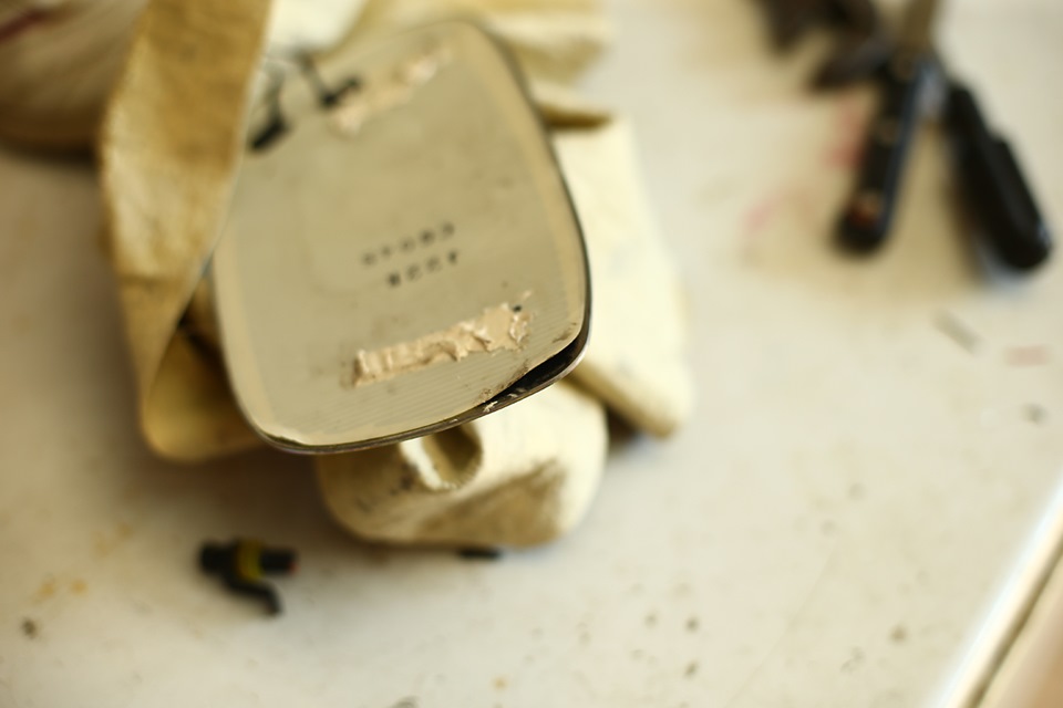 Прогреваем и начинаем отклеивать слой с подогревом — Toyota Allion (T240)