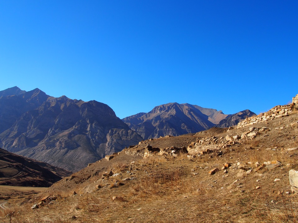 развалины Думала — Jeep Cherokee (KJ)