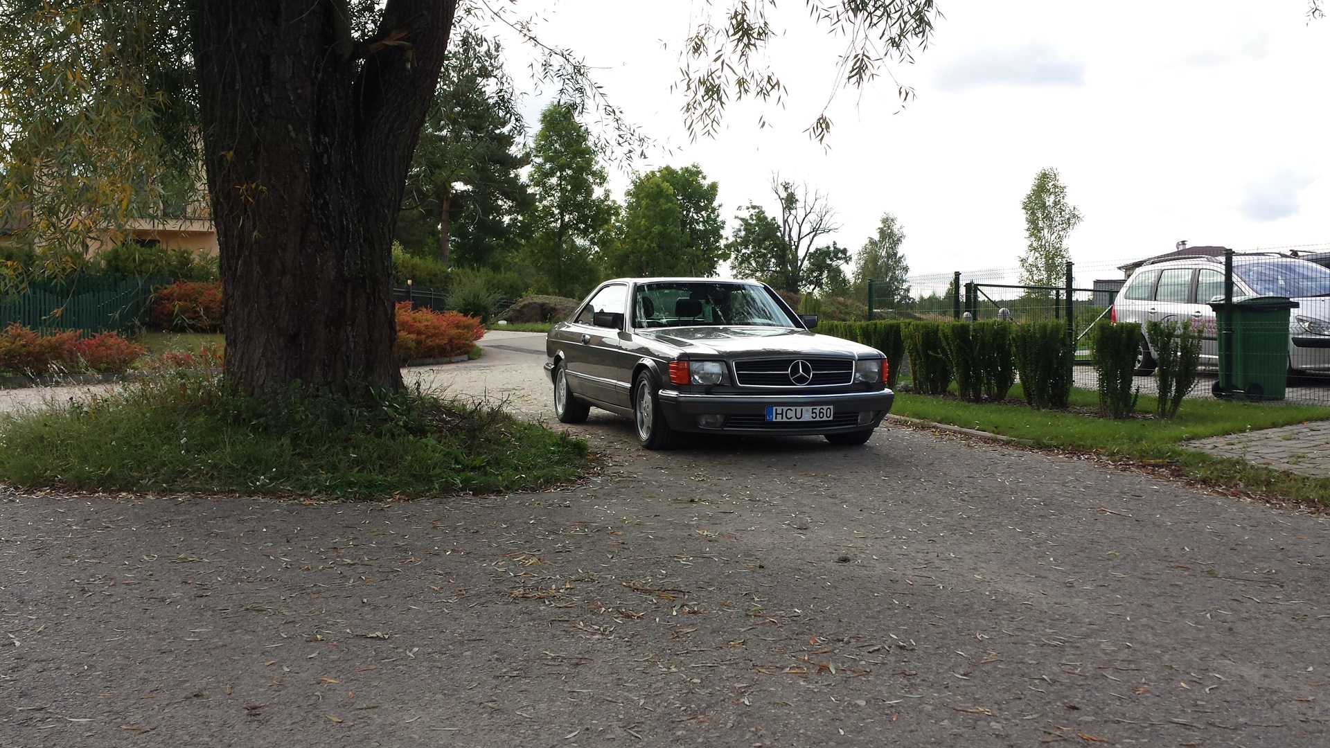 Продажа Mercedes-Benz SEC-Class (W126) 1988 (бензин, АКПП) — с историей  обслуживания — DRIVE2.RU