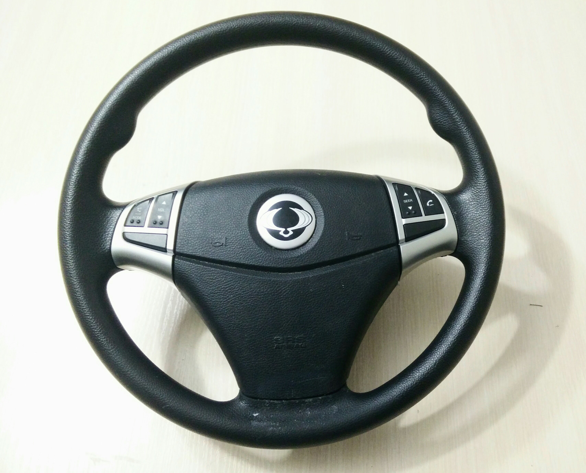 Руль санг енг. Руль Санг Йонг. Руль SSANGYONG Actyon New. Руль Рекстон 2. Руль с подогревом ССАНГЙОНГ Актион Нью 4610034402lba.