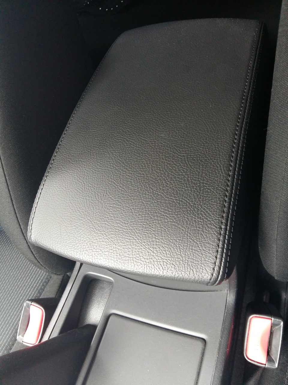 подлокотник раздвижной mazda 3 bk подлокотник раздвижной mazda 3 bk