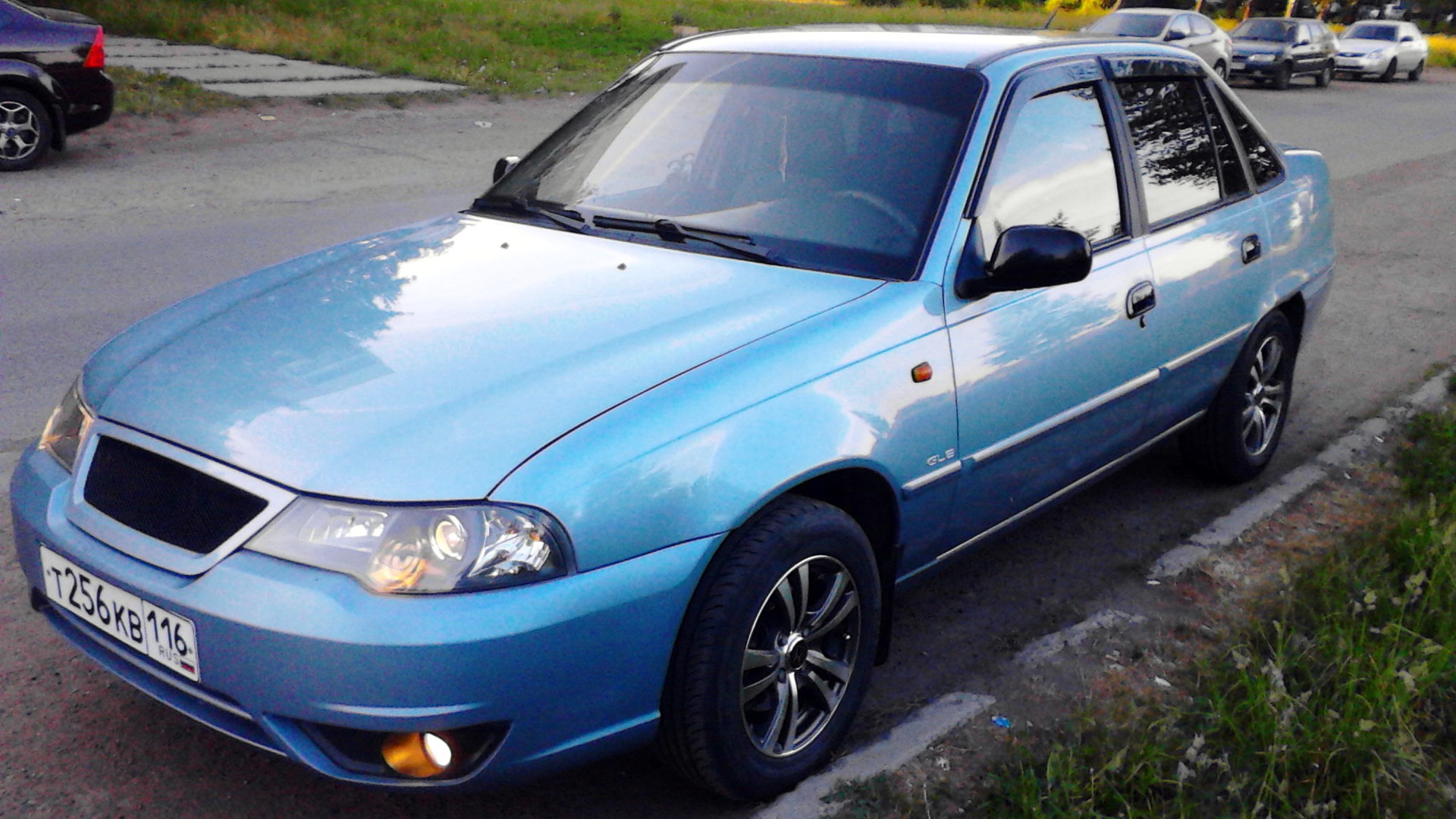 Daewoo Nexia Blue