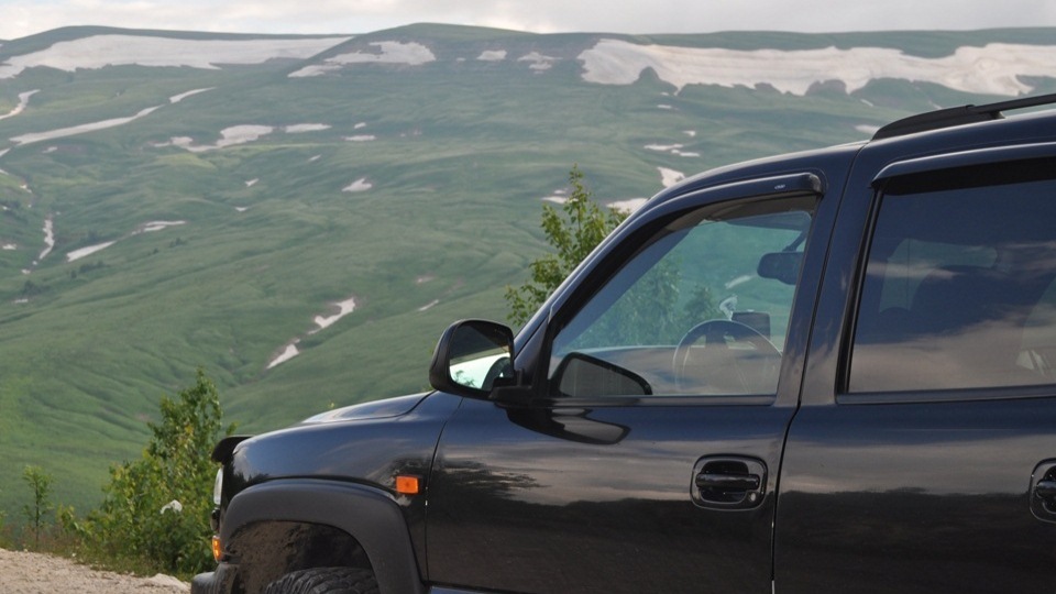 Chevrolet tahoe черный