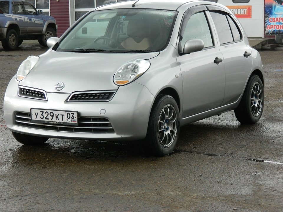 Nissan March k12 2008