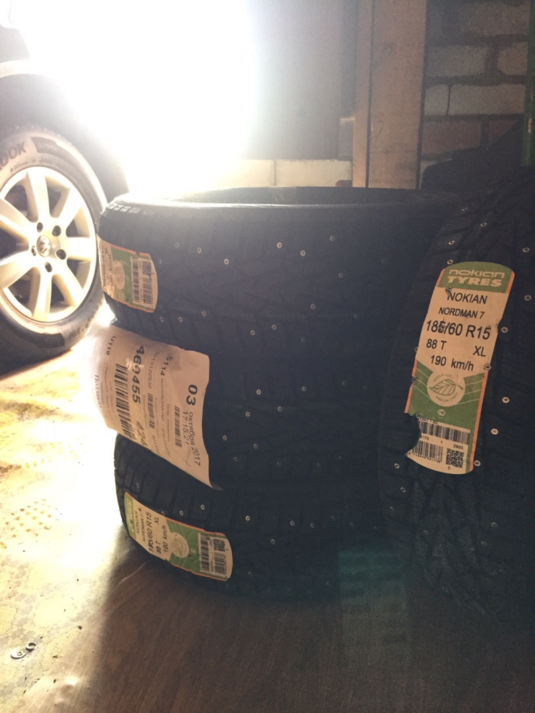 Зимняя резина Nokian Nordman 7 185/60 R15 — Volkswagen Polo Sedan, 1,6 ...