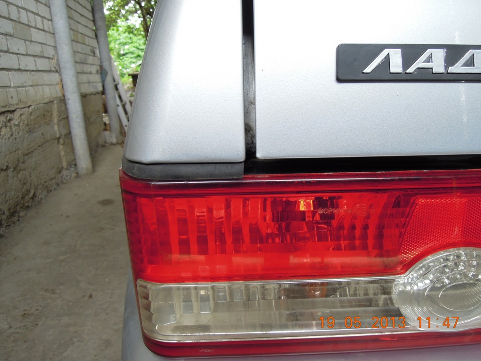 Уплотнитель задних фонарей. — Lada 2114, 1,5 л, 2003 года | кузовной ...