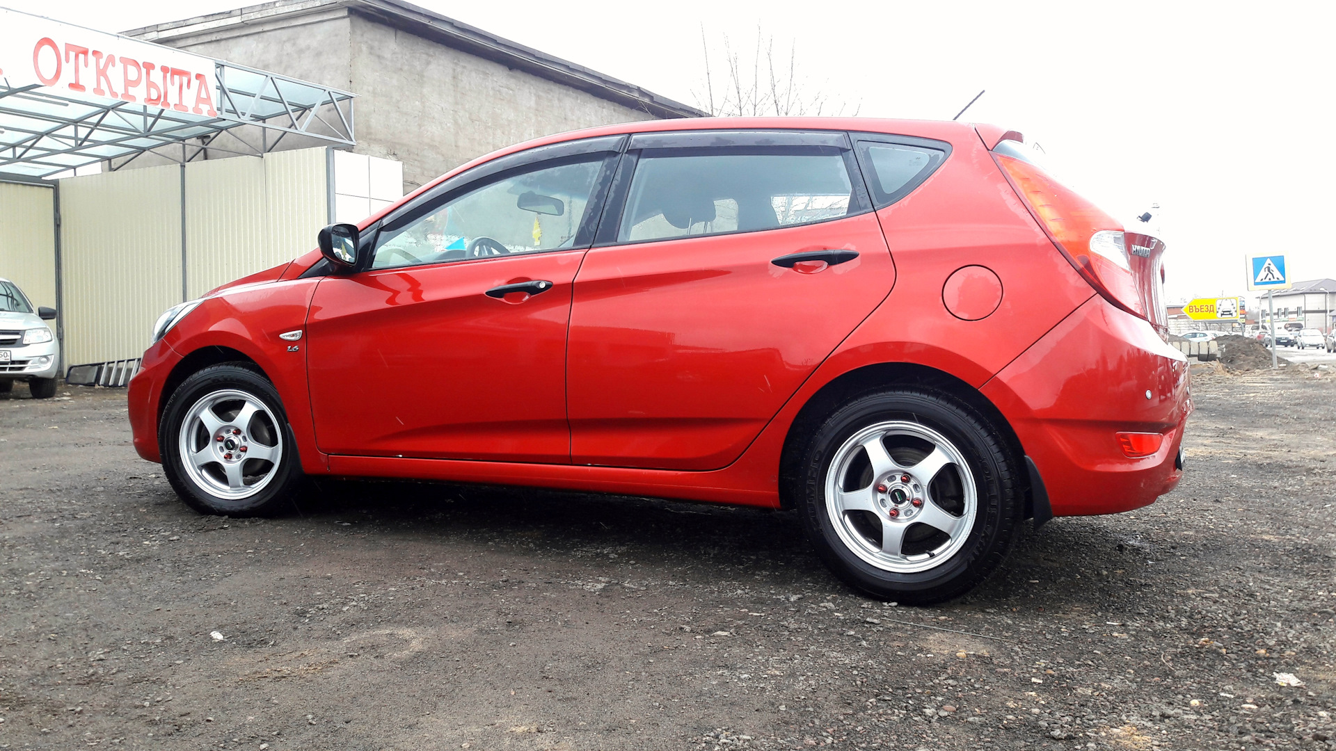 #Диски + Летняя Резина — Hyundai Solaris Hatchback, 1,6 л, 2012 года ...