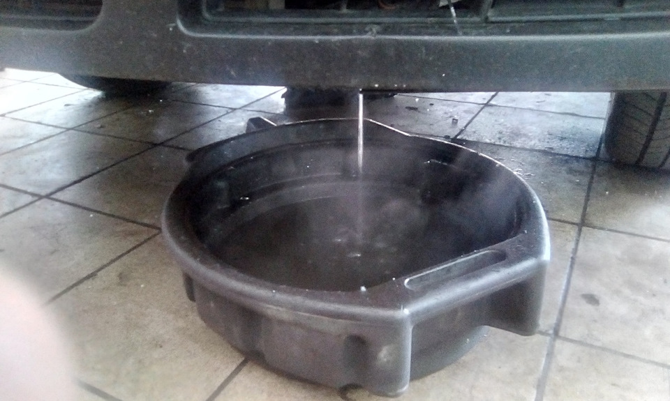 Промывали. Сливаем воду. — Saab 9-5 (1G)