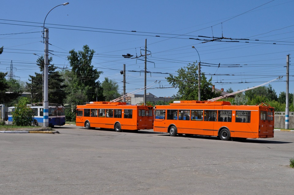 Троллейбусное депо. Троллейбусное депо Ульяновск. 3 Троллейбусное депо Ульяновск. Тульская 39 Казань троллейбусное депо. Ульяновские троллейбус депо.