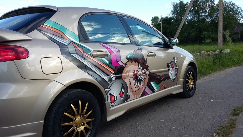 хотел давно обклеить машину. долго искал что сделать. и вот оно — DRIVE2