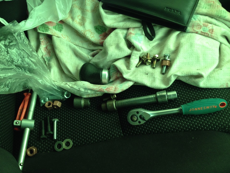 КОРОТКОХОДНАЯ КУЛИСА (народн. КУК, англ. short shifter, латин. culisus ...