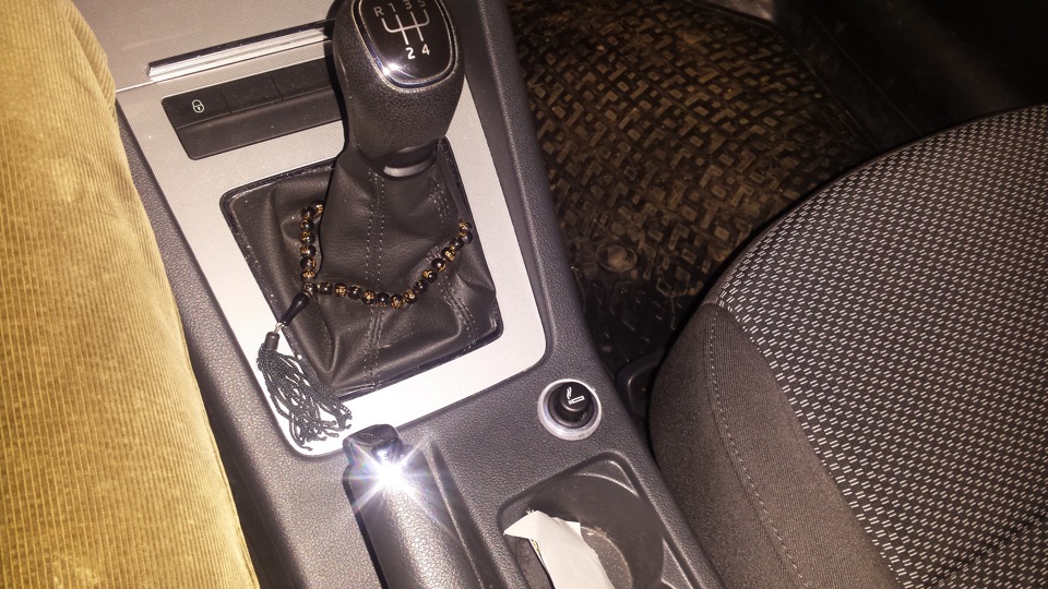 Прикуриватель — установка ангельского глаза — Skoda Octavia Mk3, 1,6 л ...