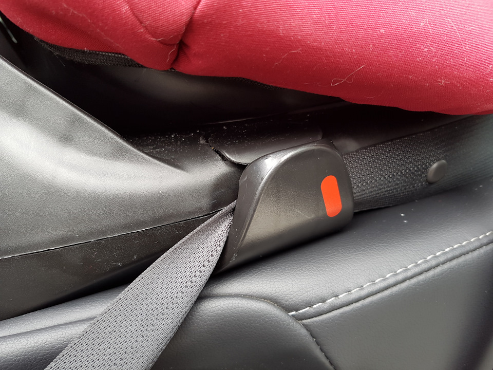 Isofix shop prius plus