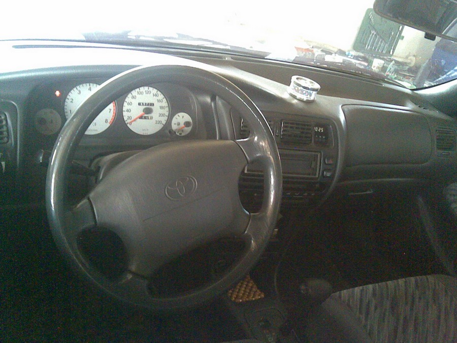  Toyota Corolla 16 1996 
