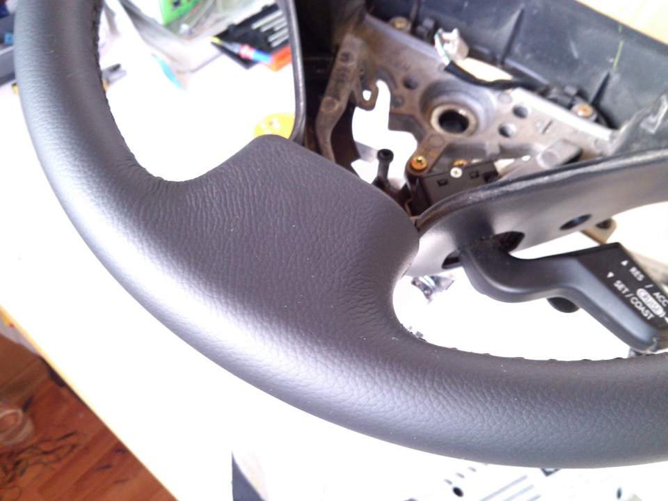 Перетяжка руля кожей для Subaru Outback — Lada Приора седан, 1,6 л ...