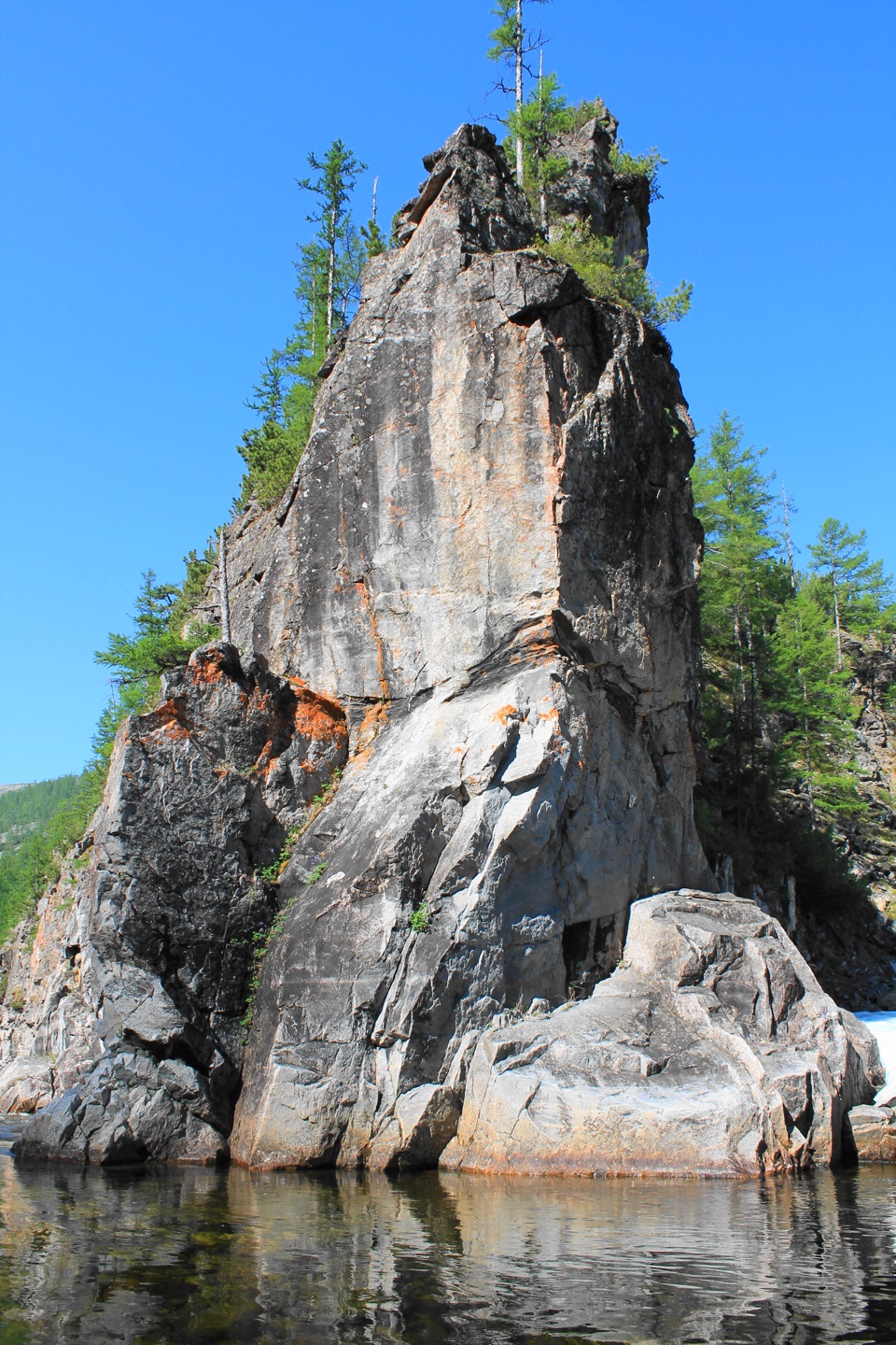 Walk through the taiga rivers1 part