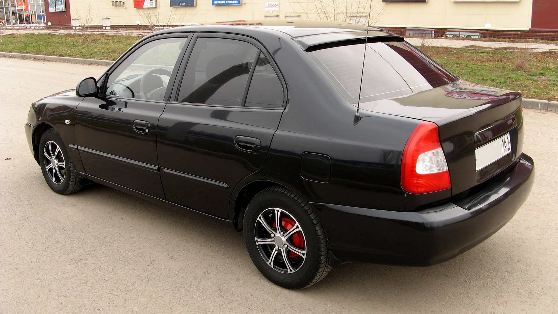 Hyundai Accent (2G) 1.5 бензиновый 2009 | Машина стоит своих денег на DRIVE2