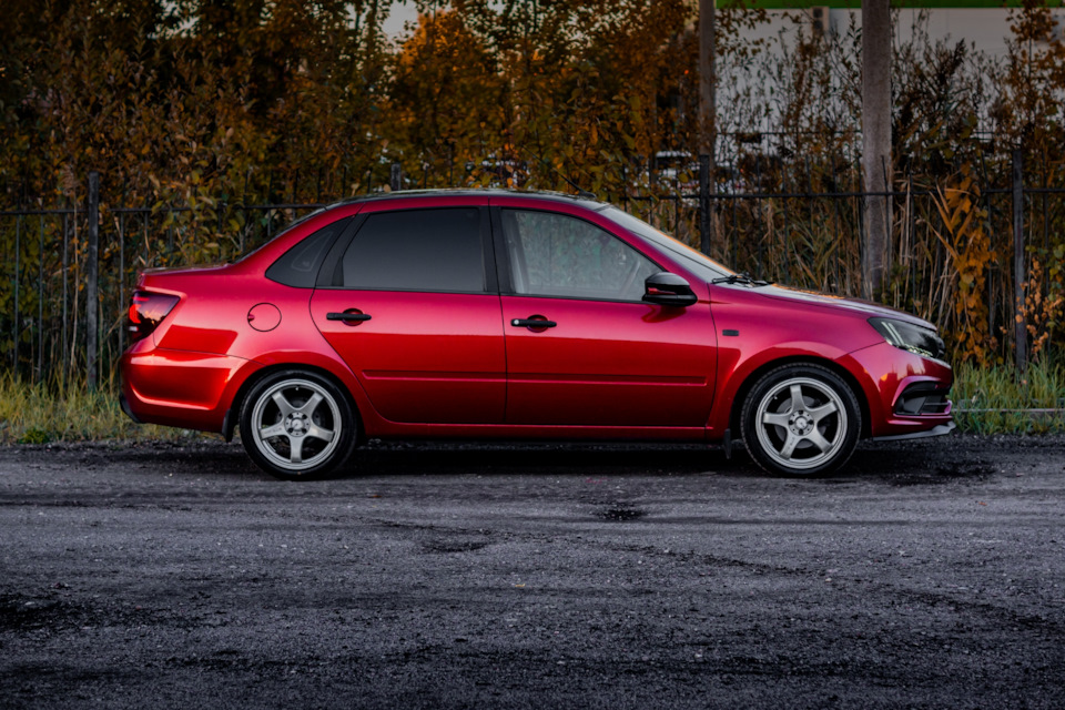 Фары в стиле ауди, поворотники, резина. — Lada Гранта (2G) FL, 1,6 л ...