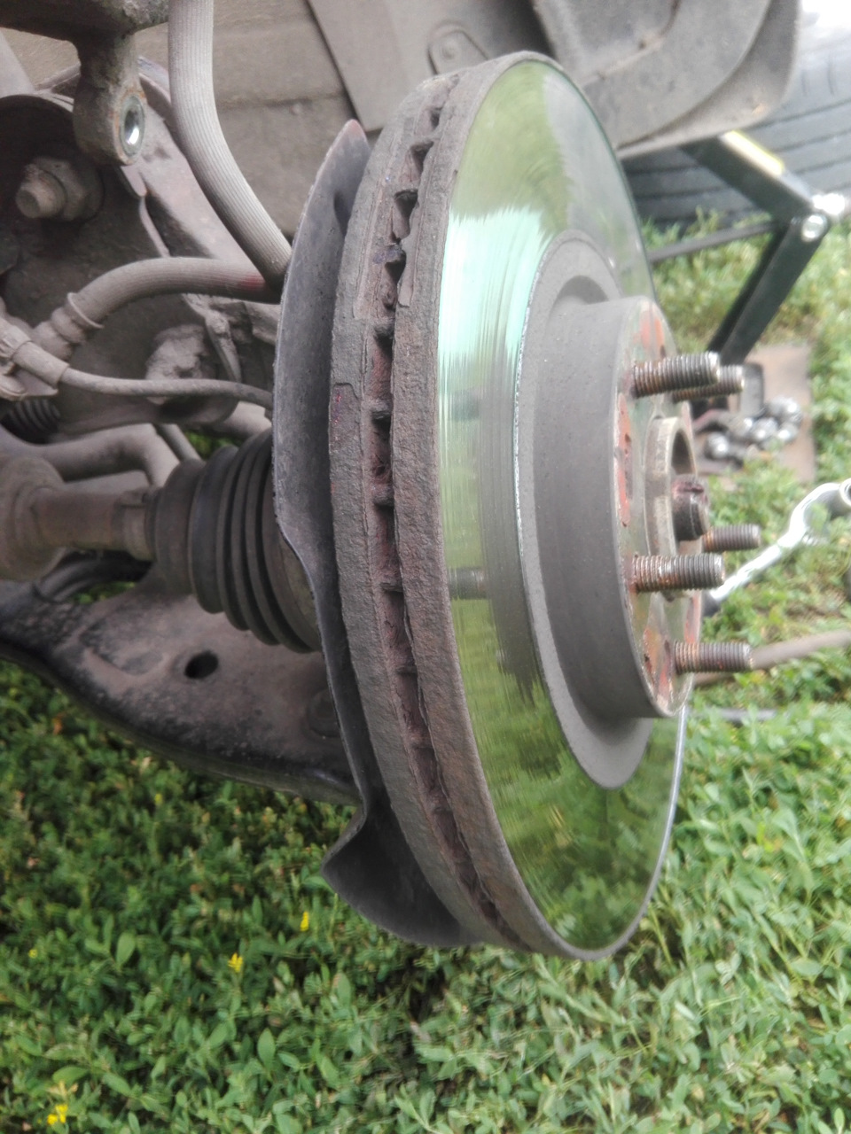 вид с боку — KIA Sorento (2G)