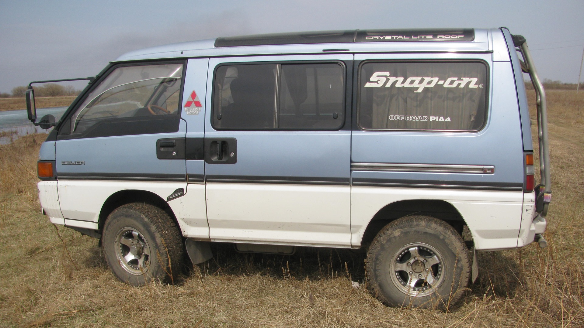 Делика 35 кузов. Mitsubishi Delica 35 кузов.