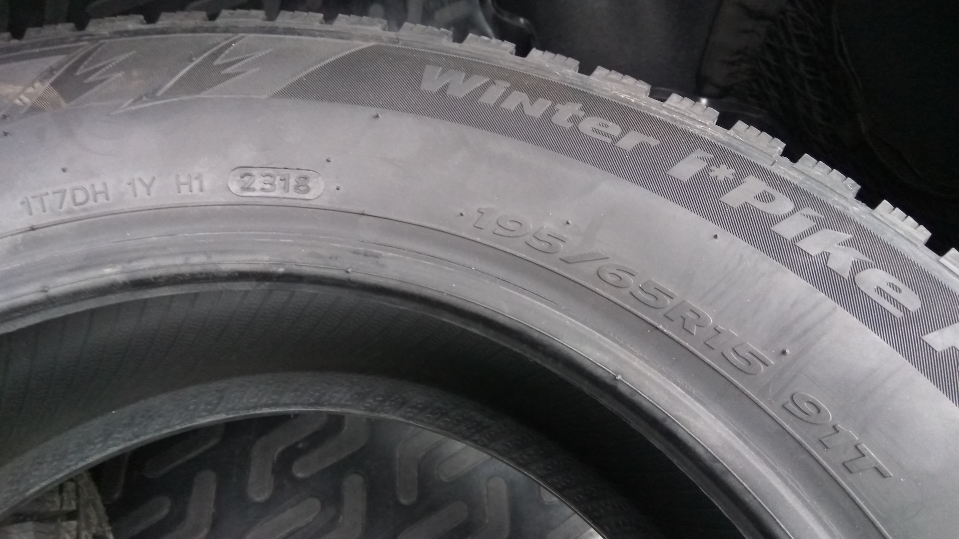 Hankook winter i pike 195 65 r15. Hankook Winter IPIKE rs2 195/65 r15. Ханкук 429 195 65 15. Hankook Winter i Pike rs2 195/65 r15. 195/65r15 Hankook w429 91t.