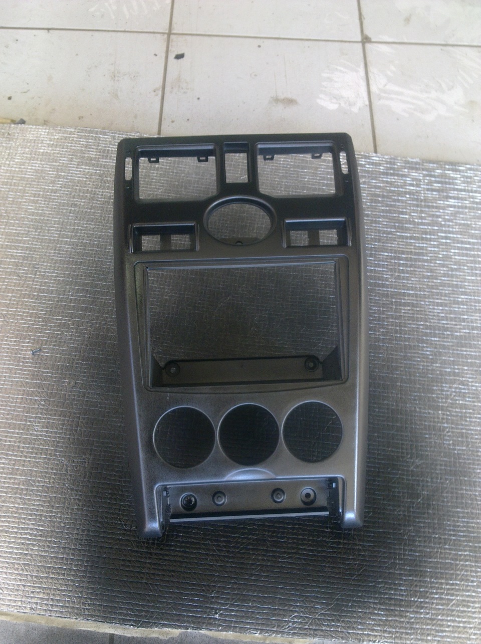 Покраска консоли — LADA Приора седан, 2013 года | стайлинг | DRIVE2