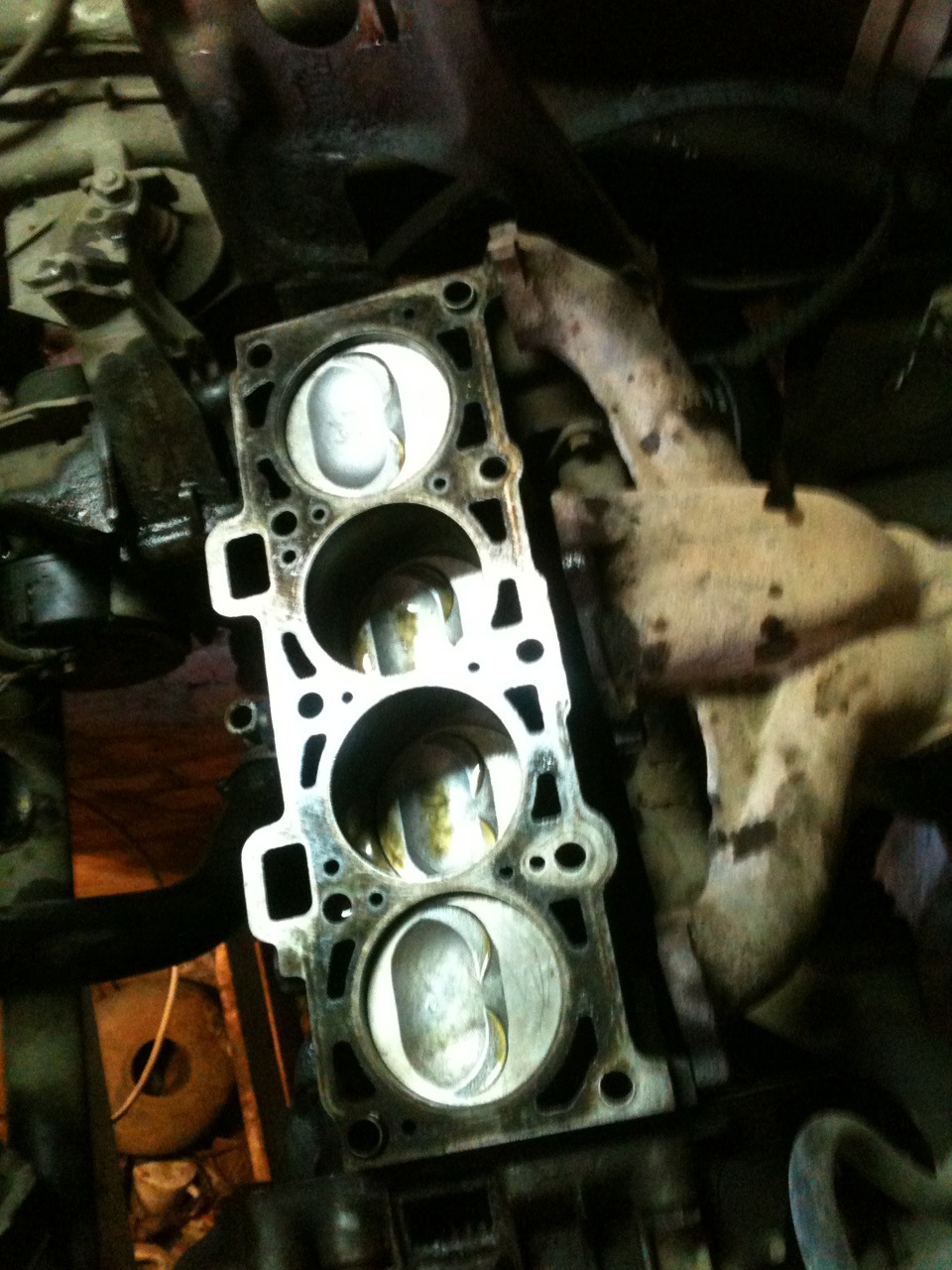 Прогорела прокладка двигателя ! :( — Lada 21109, 1,5 л, 1998 года ...