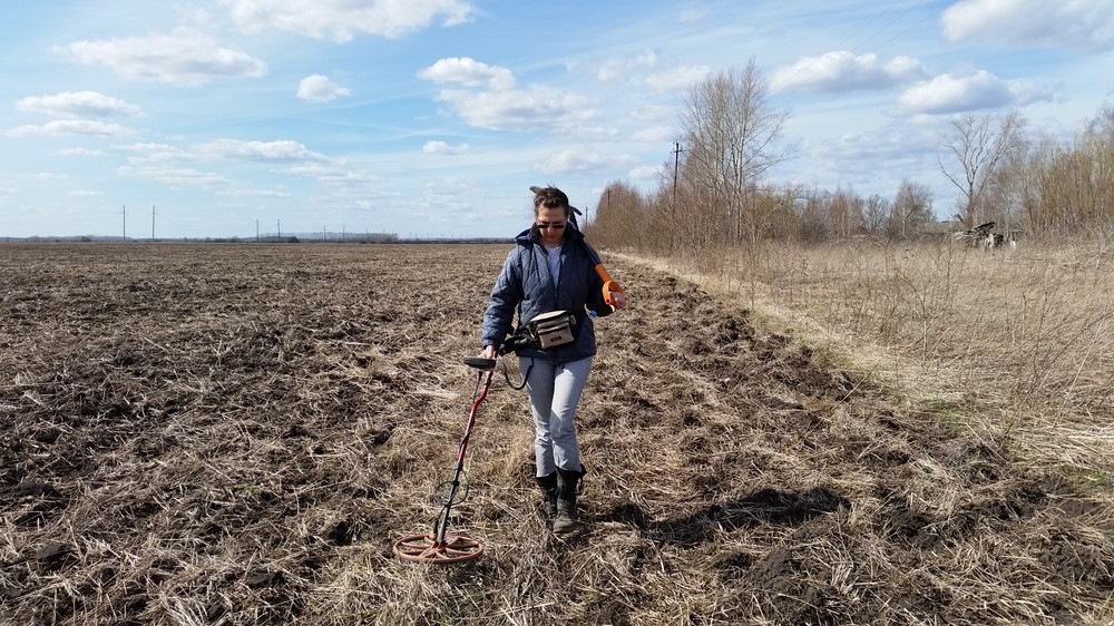 Найдено поле. Деревенский коп. Коп в Джигинке. Места для копа Белгородская область.