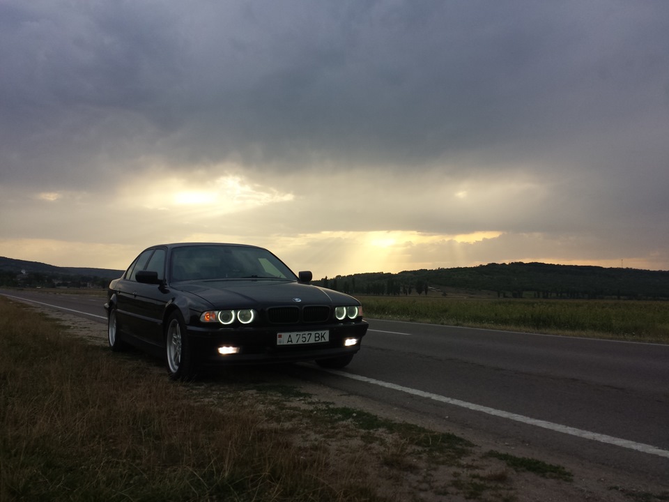 Лада Приора и BMW e34