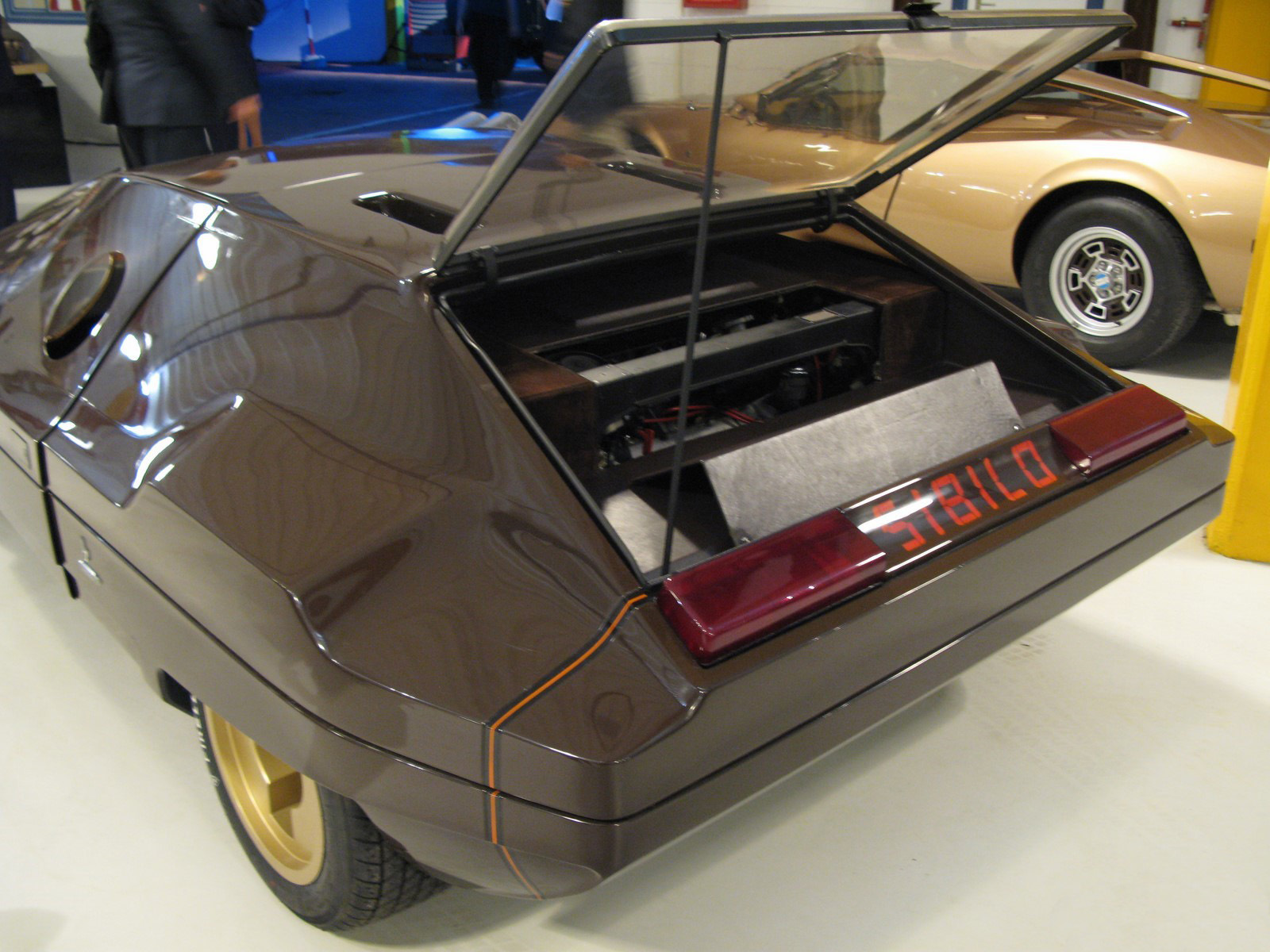 Bertone Lancia Stratos Zero Concept чертежи