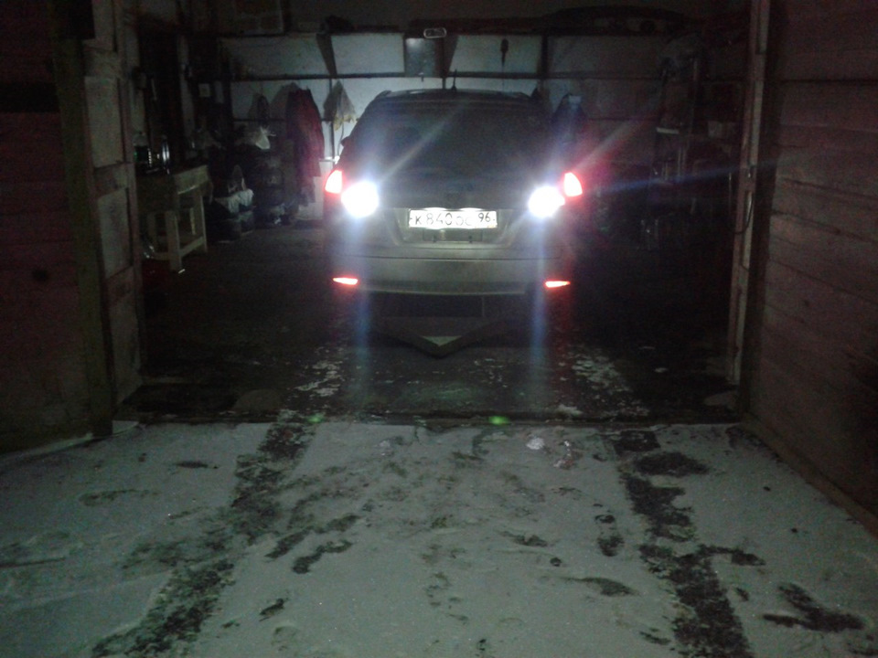 Лампочки в задний ход! — Nissan Wingroad (Y11), 1,5 л, 2001 года ...