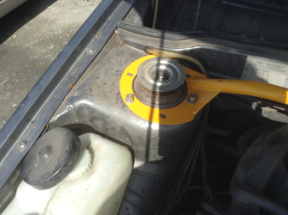 Немного спорта;)Растяжка под капот — DRIVE2