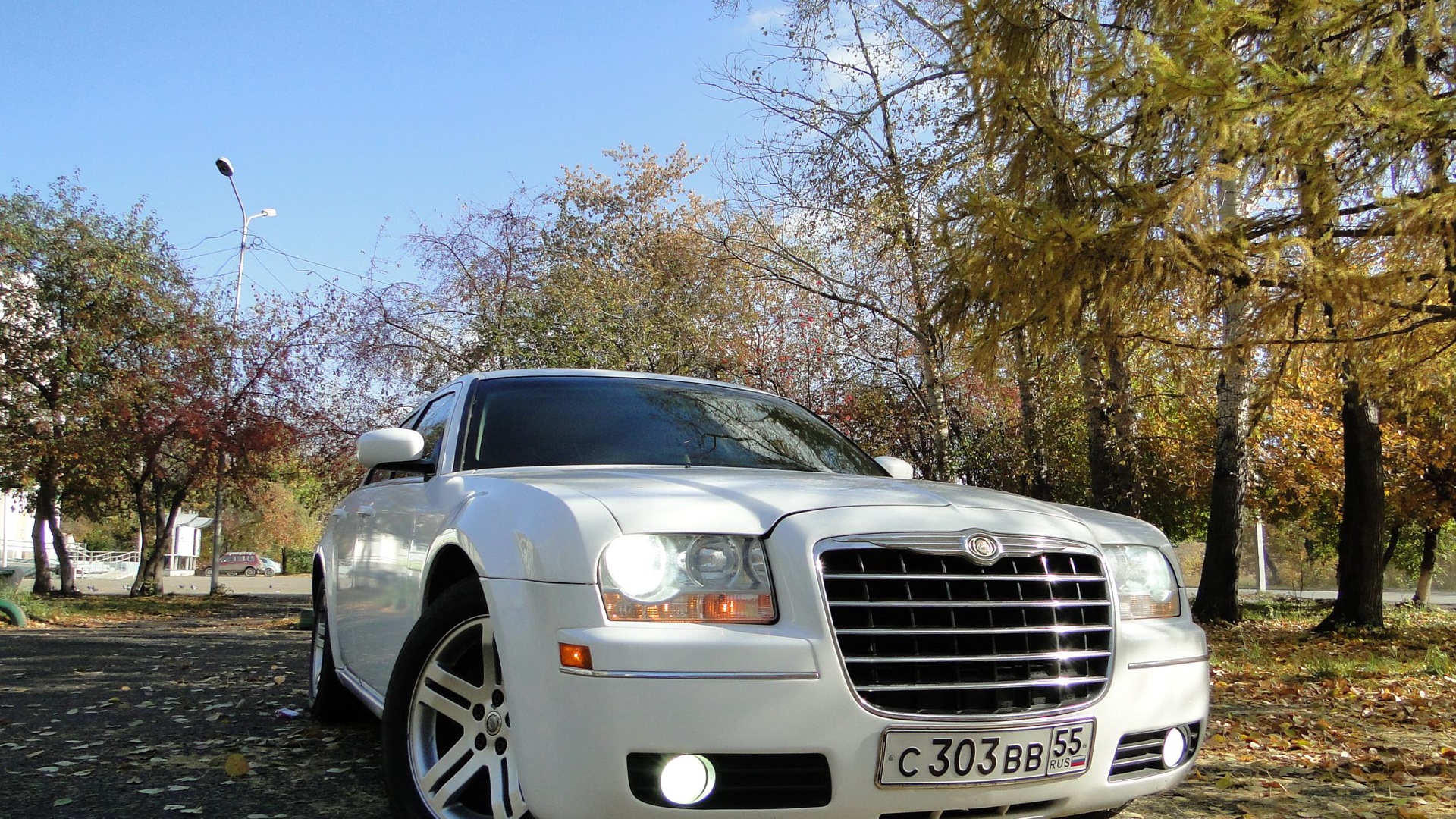 Крайслер форум. Chrysler 300c с мордой от 2015.