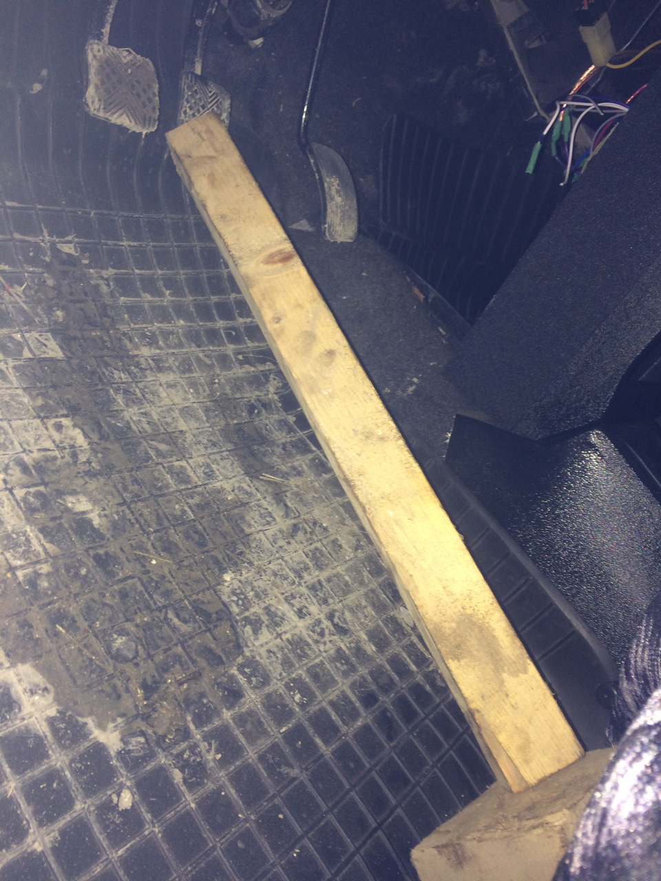 Замена ремкомплекта переднего суппорта — СеАЗ 11113 Ока, 0,8 л., 2006 ...