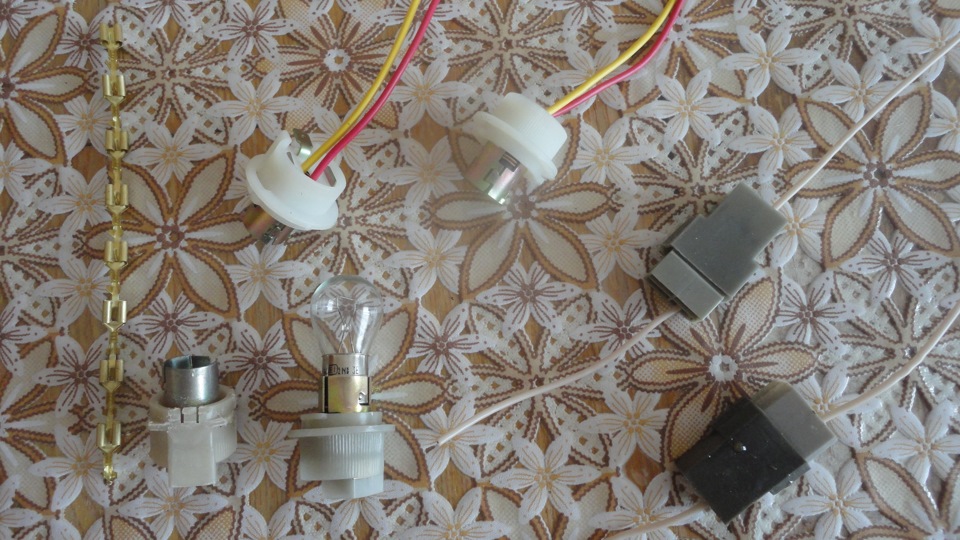 Заезженная тема, переделка задних фонарей — Lada 2115, 1,6 л, 2004 года ...