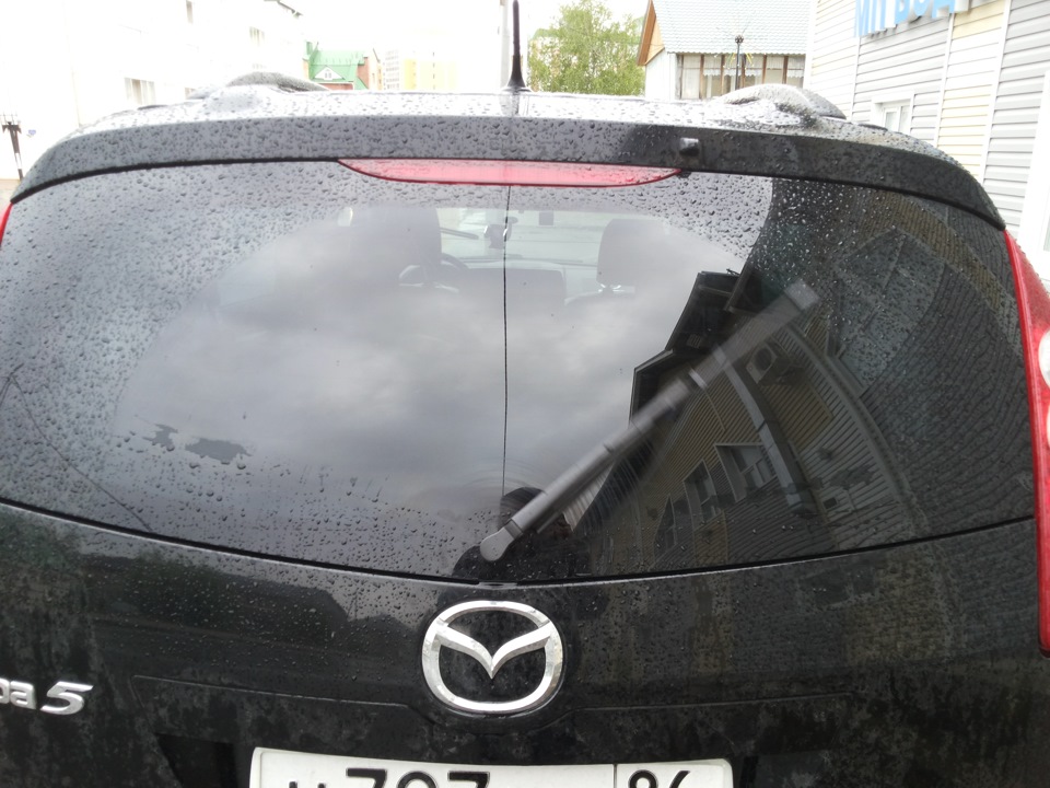 Задний дворник сх5. Задний дворник Mazda CX-5. Задний дворник Мазда 5 Мазда 5.