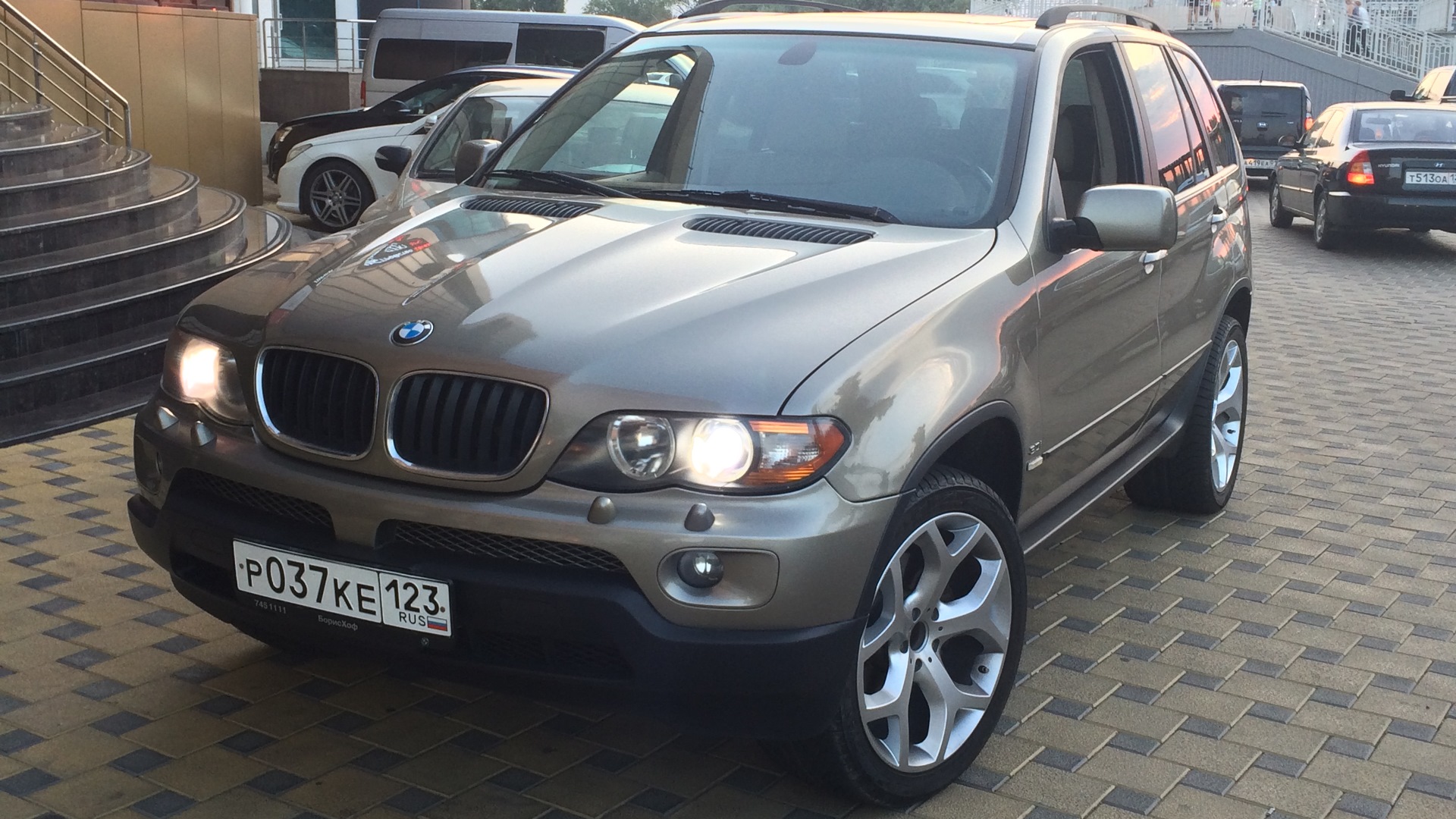 BMW X5 (E53) 3.0 бензиновый 2004 | 3х литровая банка оливок на DRIVE2