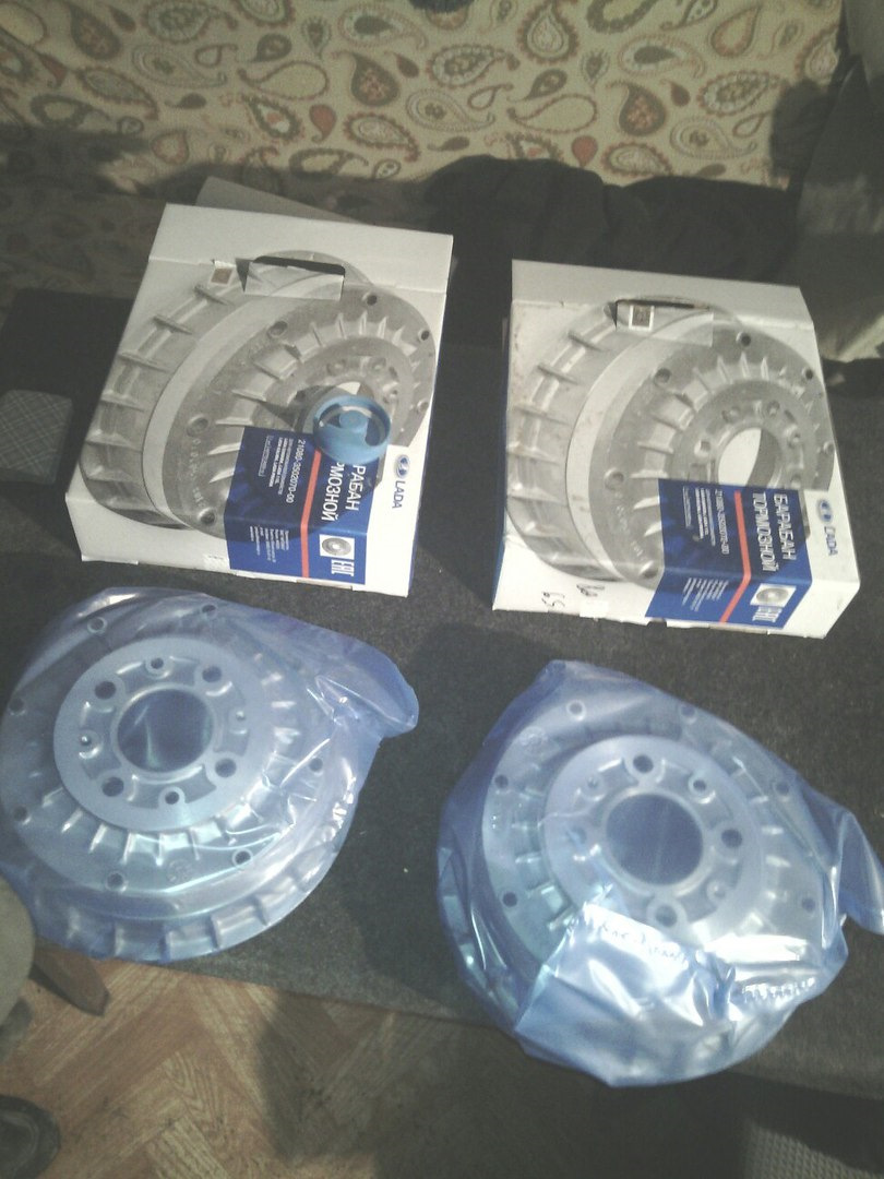 Замена тормозных барабанов + тросиков ручника — Lada 2114, 1,5 л, 2006 ...