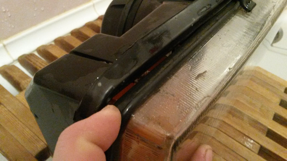 Клеим фару — Lada 21074, 1,6 л, 2011 года | своими руками | DRIVE2