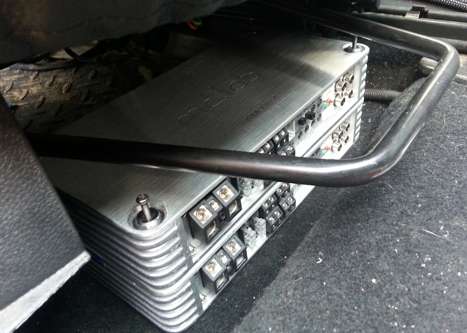 #АЗ Автозвук. Начало установки. — Ford Fiesta (Mk V), 1,6 л, 2008 года ...