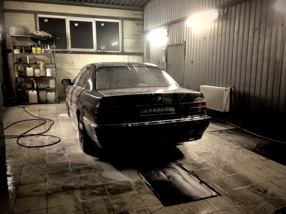 первая мойка, полная с химчисткой салона=) — BMW 7 series (E38), 4,4 л ...