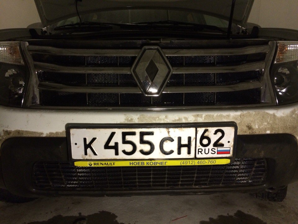 RENAULT DUSTER: установка защитной сетки в решетки радиатора. Установка ...