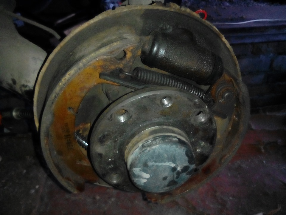 Тормоза превыше всего (Ручник и т.д.) — Lada 2115, 1,5 л, 2007 года ...