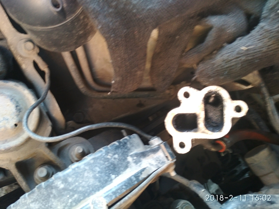 Ремонт датчика уровня топлива, чистка клапана егр. — Mazda 626 III (GD ...